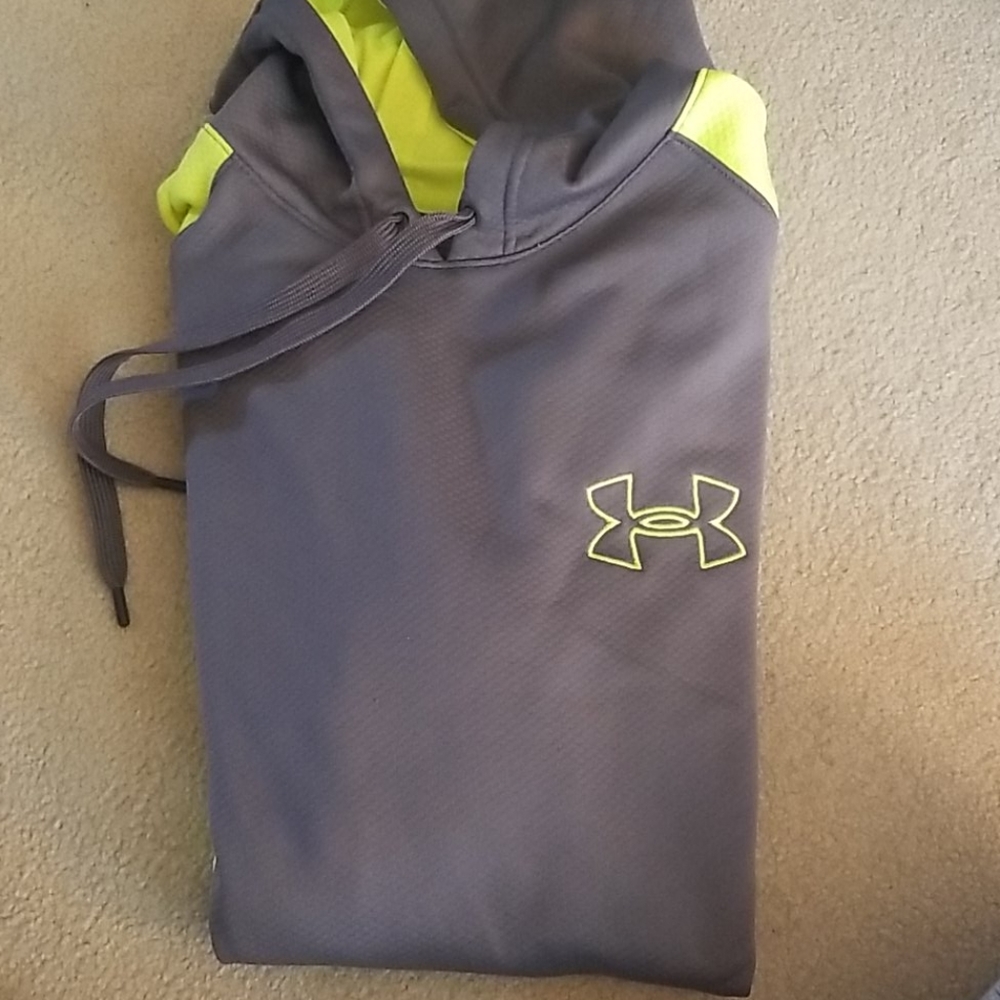 Under Armour Hoodie